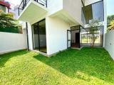 Brandnew luxury house for sale at Piliyandala