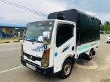 Nissan Lorry 0
