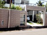 House for sale Athurugiriya